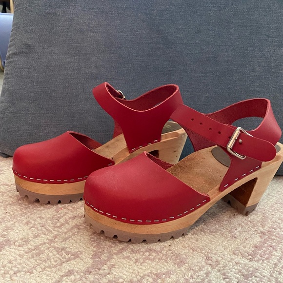 MIA Shoes - MIA Abba clogs - NWOT